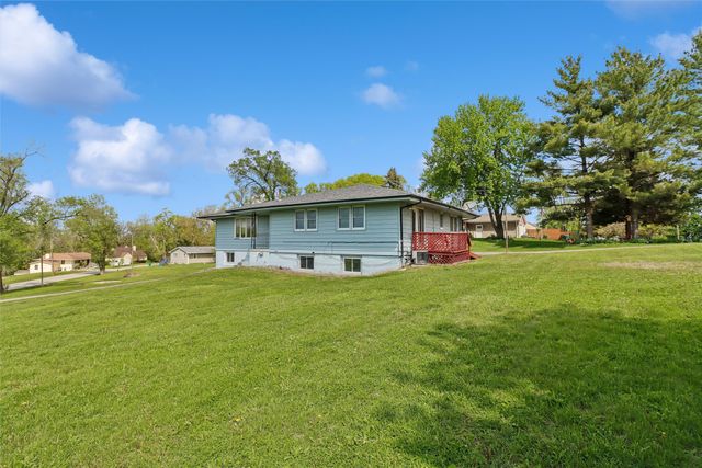 4707 NW Piekenbrock Drive, Des Moines, IA 50310