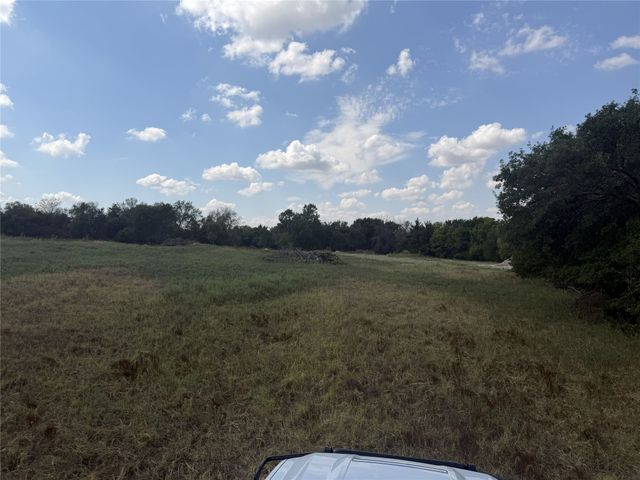 2016 Hoopers Court, Weatherford, TX 76085
