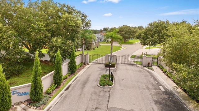 6921 SHIMMERING DRIVE, Lakeland, FL 33813
