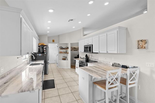6921 SHIMMERING DRIVE, Lakeland, FL 33813