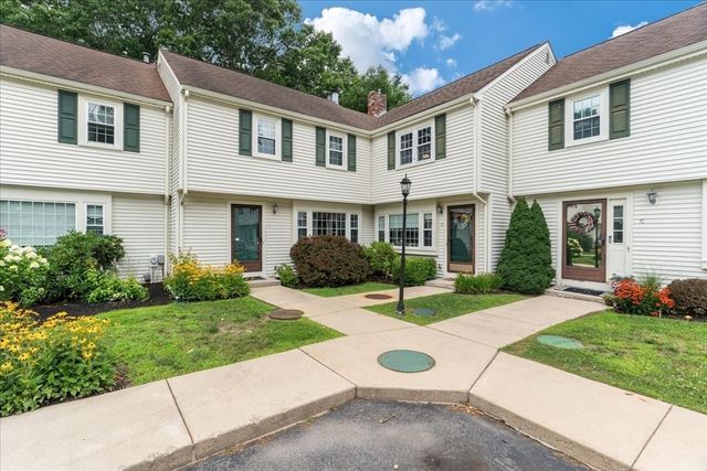 801 Washington St 8, Pembroke, MA 02359