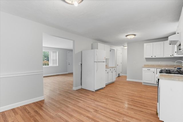 801 Washington St 8, Pembroke, MA 02359