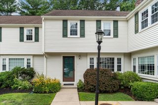 801 Washington St 8, Pembroke, MA 02359