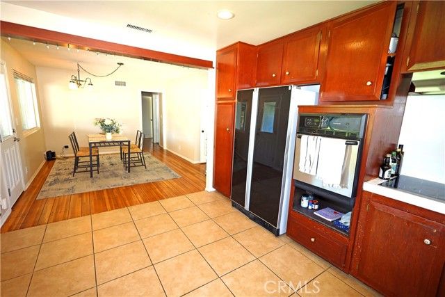 622 E Lomita, Orange, CA 92867