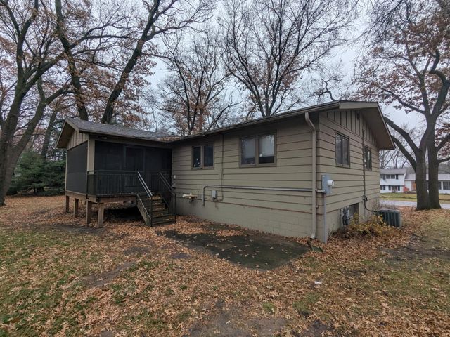 605 1st Street N, Sartell, MN 56303