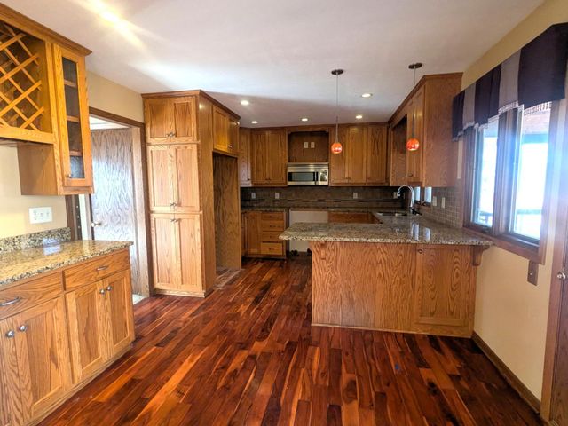 605 1st Street N, Sartell, MN 56303