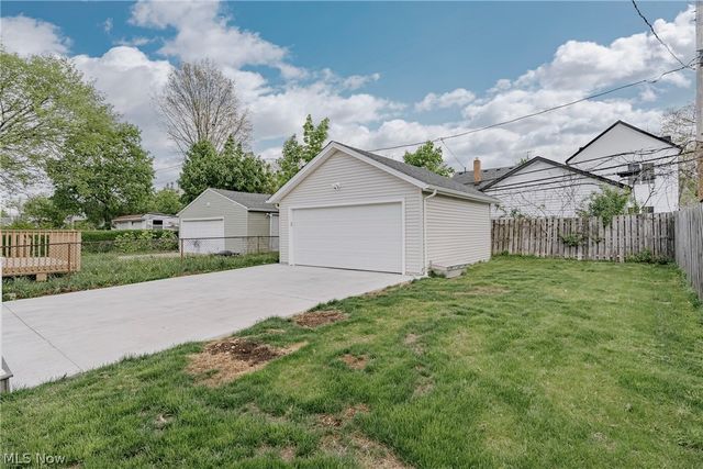 3693 Pennington Road, Shaker Heights, OH 44120