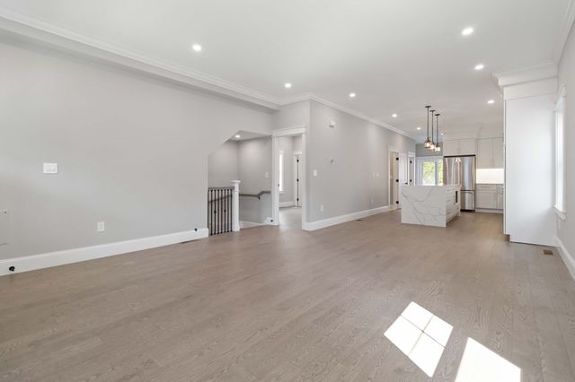 61 Springfield St 1, Somerville, MA 02143