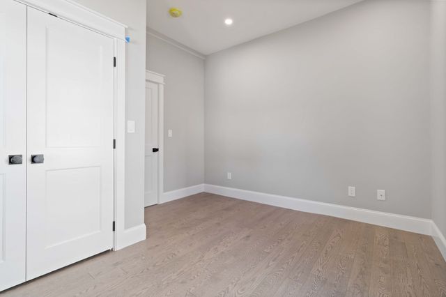 61 Springfield St 1, Somerville, MA 02143