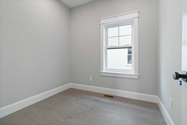 61 Springfield St 1, Somerville, MA 02143