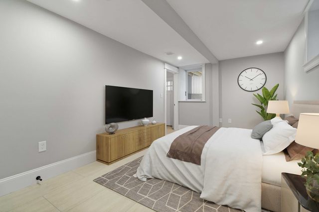 61 Springfield St 1, Somerville, MA 02143