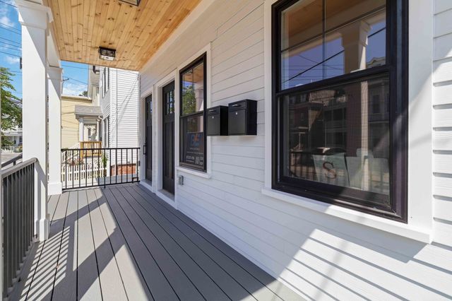 61 Springfield St 1, Somerville, MA 02143