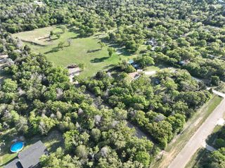1480 County Road B, Lexington, TX 78947