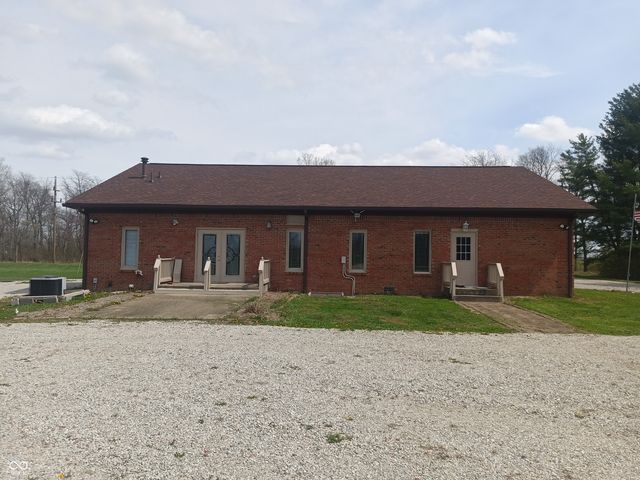 7051 N 600 W, Fairland, IN 46126
