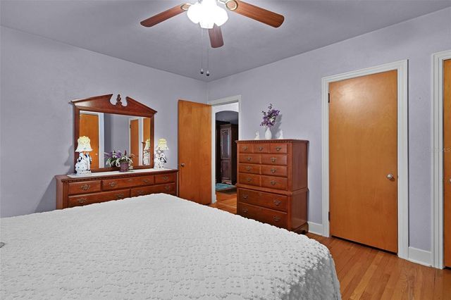 1024 E ORANGE AVENUE, Eustis, FL 32726
