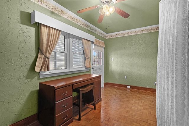 1024 E ORANGE AVENUE, Eustis, FL 32726