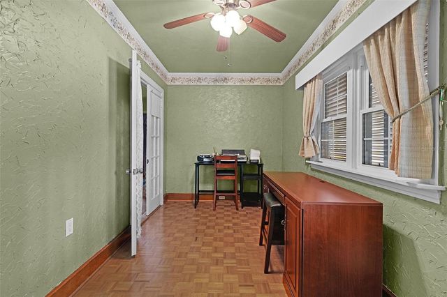 1024 E ORANGE AVENUE, Eustis, FL 32726