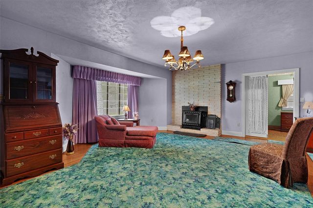 1024 E ORANGE AVENUE, Eustis, FL 32726