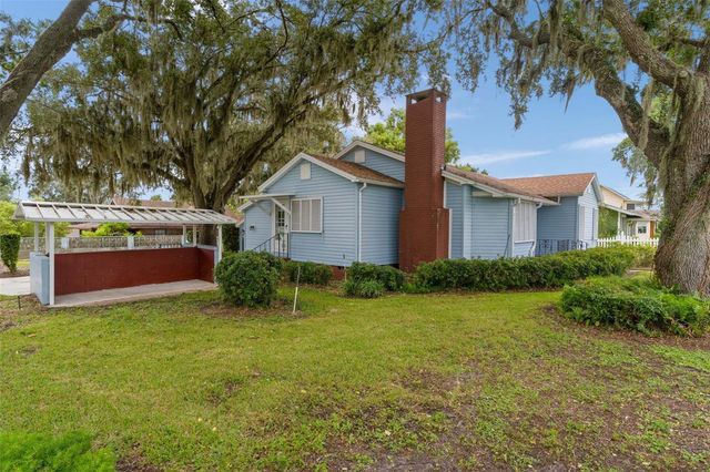 1024 E ORANGE AVENUE, Eustis, FL 32726