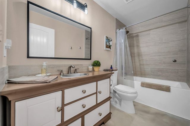 3535 Felix Currie Road, Point Blank, TX 77364