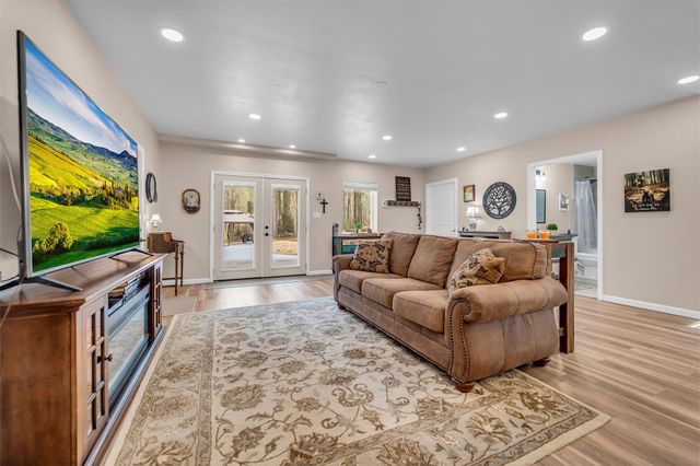 3535 Felix Currie Road, Point Blank, TX 77364