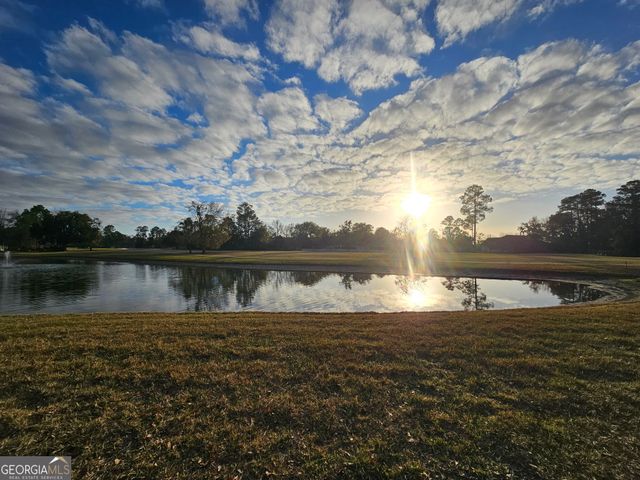 119 Maybird Drive, Kingsland, GA 31548