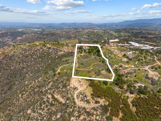 10845 Mystery Mountain Road, Valley Center, CA 92082