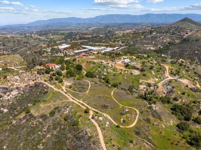 10845 Mystery Mountain Road, Valley Center, CA 92082