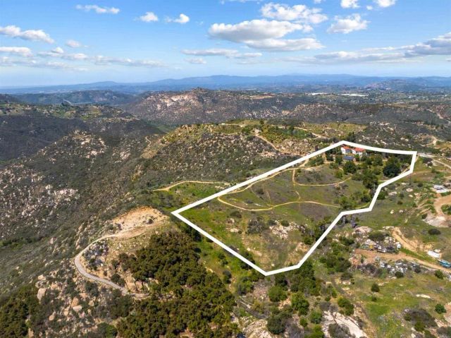 10845 Mystery Mountain Road, Valley Center, CA 92082