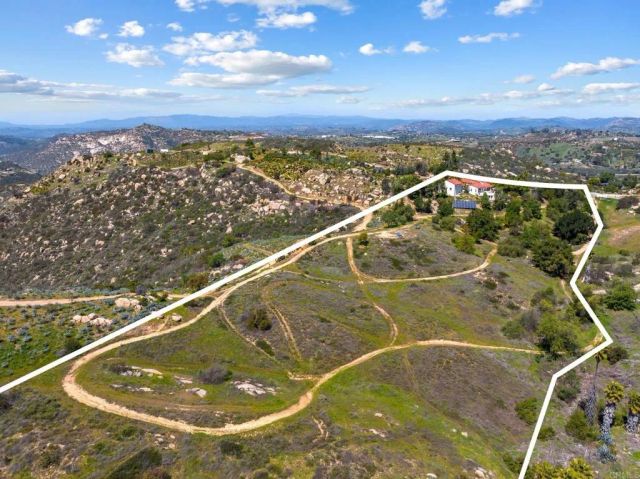 10845 Mystery Mountain Road, Valley Center, CA 92082