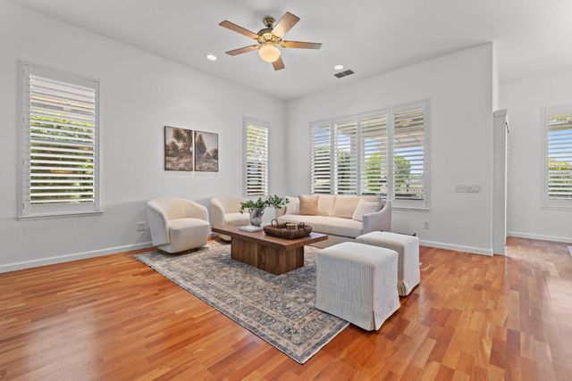 3752 Coldwater Dr, Rocklin, CA 95765