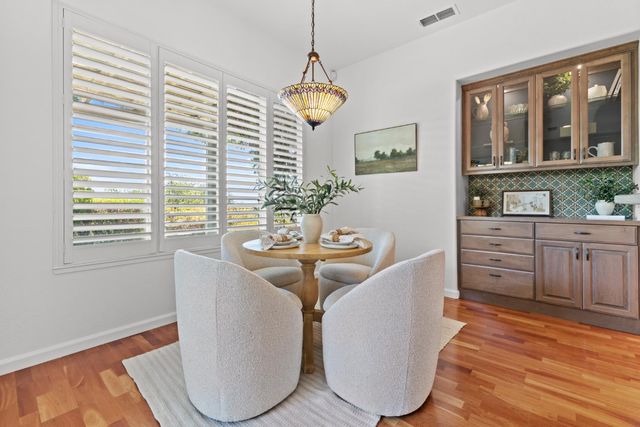 3752 Coldwater Dr, Rocklin, CA 95765