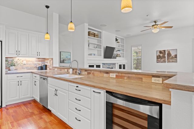 3752 Coldwater Dr, Rocklin, CA 95765