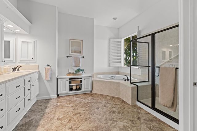 3752 Coldwater Dr, Rocklin, CA 95765