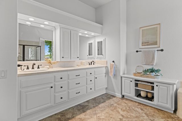 3752 Coldwater Dr, Rocklin, CA 95765