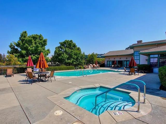 3752 Coldwater Dr, Rocklin, CA 95765