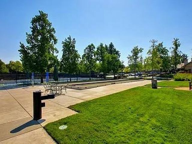 3752 Coldwater Dr, Rocklin, CA 95765
