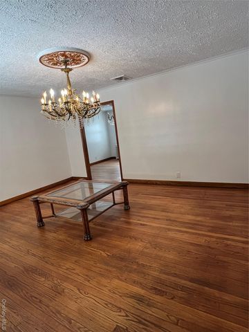 92 Fir Street, Valley Stream, NY 11580