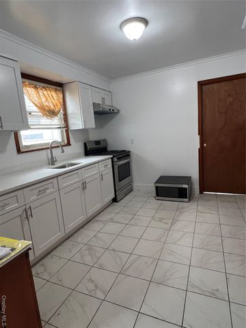 92 Fir Street, Valley Stream, NY 11580