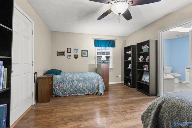 15080 Wright Road, Athens, AL 35611