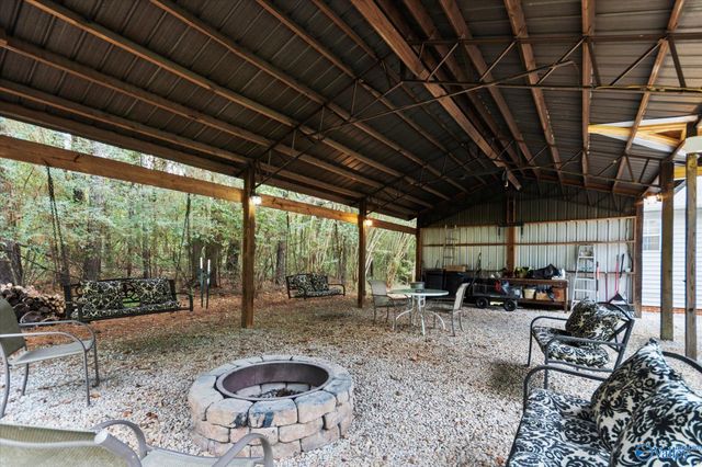 15080 Wright Road, Athens, AL 35611