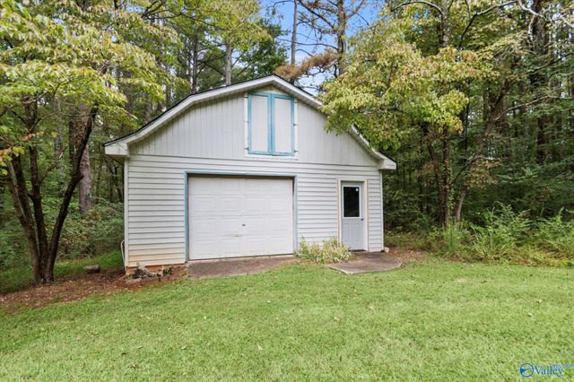 15080 Wright Road, Athens, AL 35611