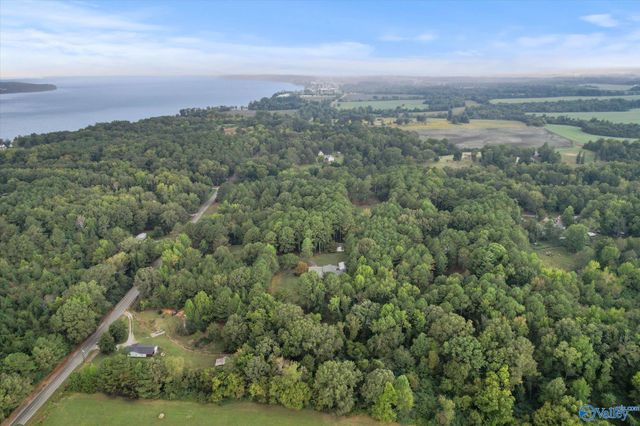 15080 Wright Road, Athens, AL 35611