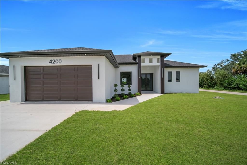 4200 17th ST SW, LEHIGH ACRES, FL 33976 — exterior