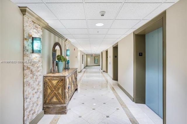 3020 NE 32nd Ave 1013, Fort Lauderdale, FL 33308