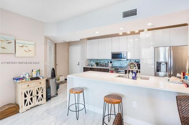 3020 NE 32nd Ave 1013, Fort Lauderdale, FL 33308