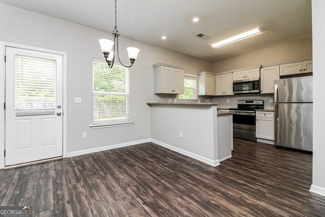 62 Moss Way NW, Cartersville, GA 30120