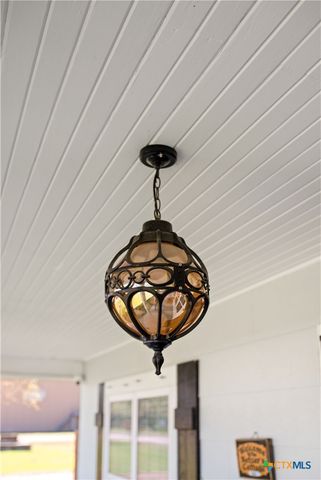 305 W Dallas Avenue, Seadrift, TX 77983