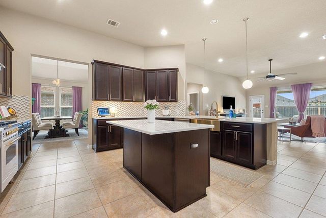 13808 Field Stream LN, Manor, TX 78653