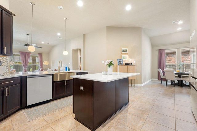 13808 Field Stream LN, Manor, TX 78653